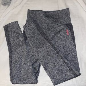 Extra extra small gym, shark leggings,super comfortable and adjust to the body